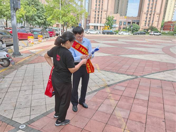 欠民生银行10万块不还会面临哪些后果